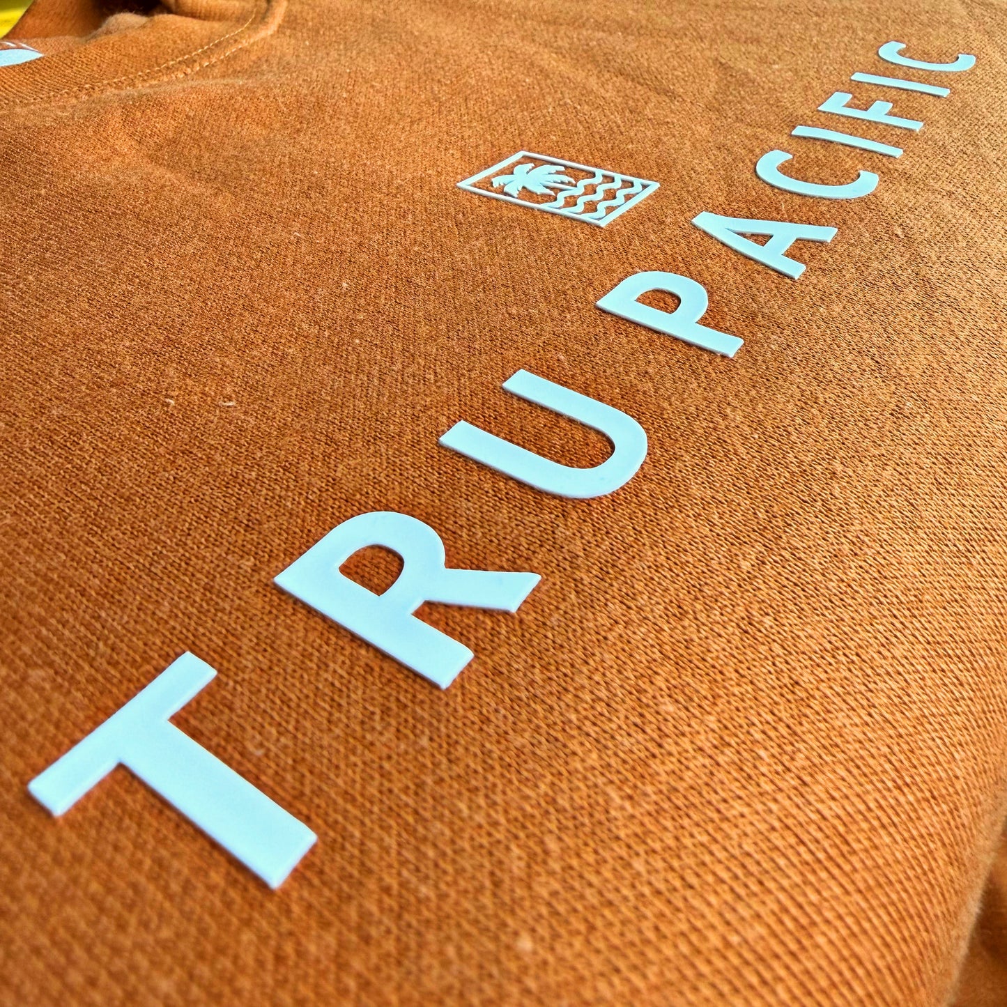 Tru Essential Crew (Rust)