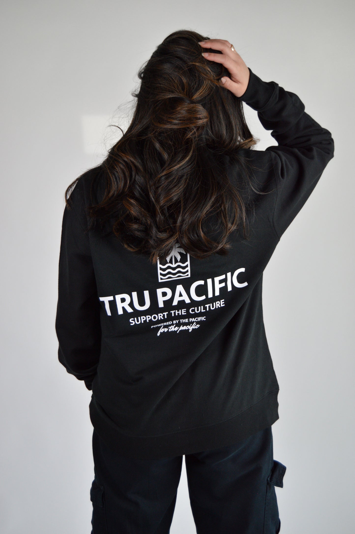 For the Pacific Sweatshirt (Black)